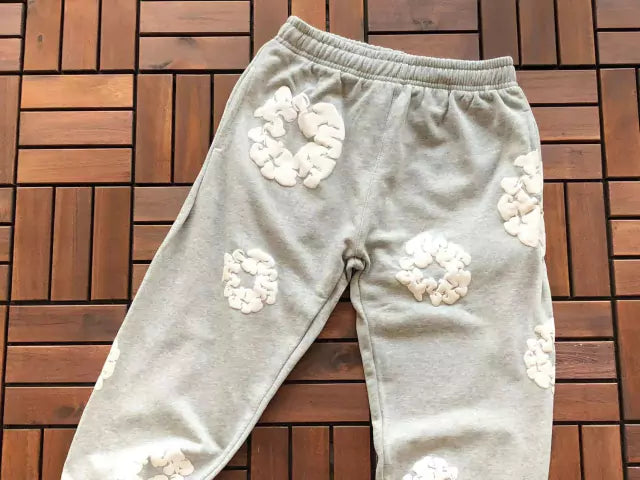 Conjunto Denim Tears Cinza