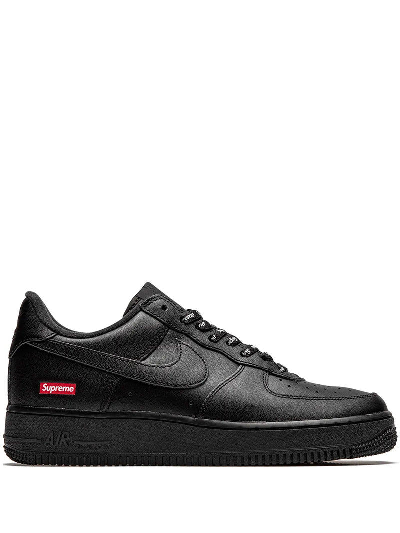 Nike Tênis x Supreme Air Force 1 Low