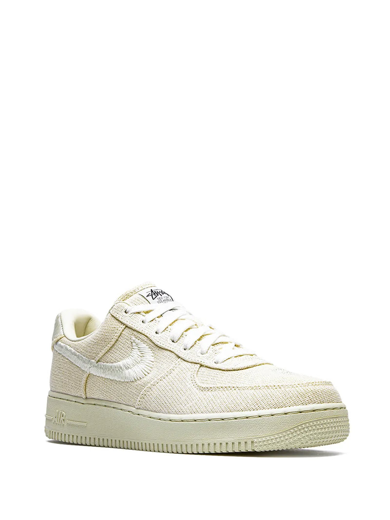 Nike Tênis x Stussy Air Force 1 Low