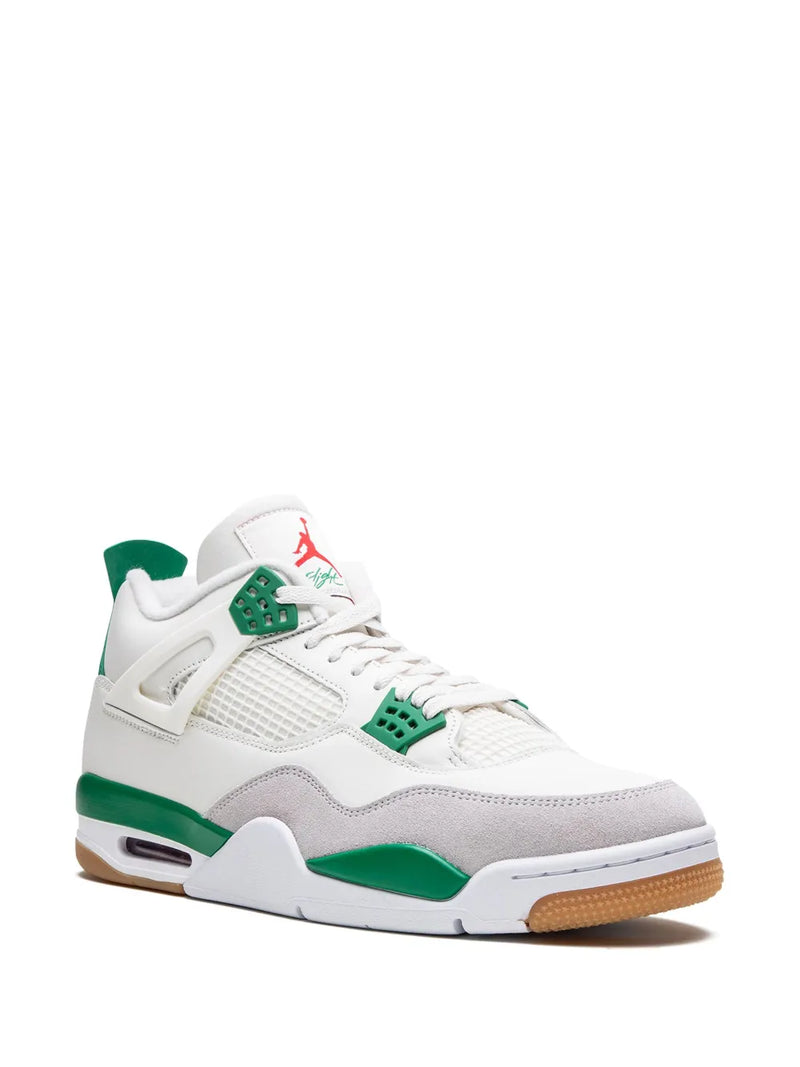 Jordan Tênis x Nike SB Air Jordan 4