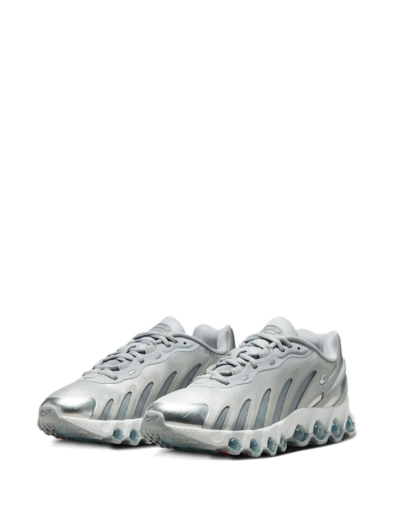 Nike Tênis Air Max DN8 "Wolf Grey/Metallic Silver"
