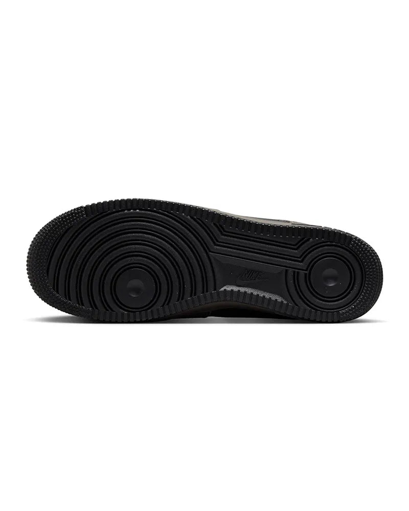 Tênis Nike Air Force 1 07 LV8 Masculino