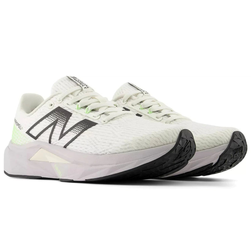 TENIS NEW BALANCE FUELCELL PROPEL V5 BEGE